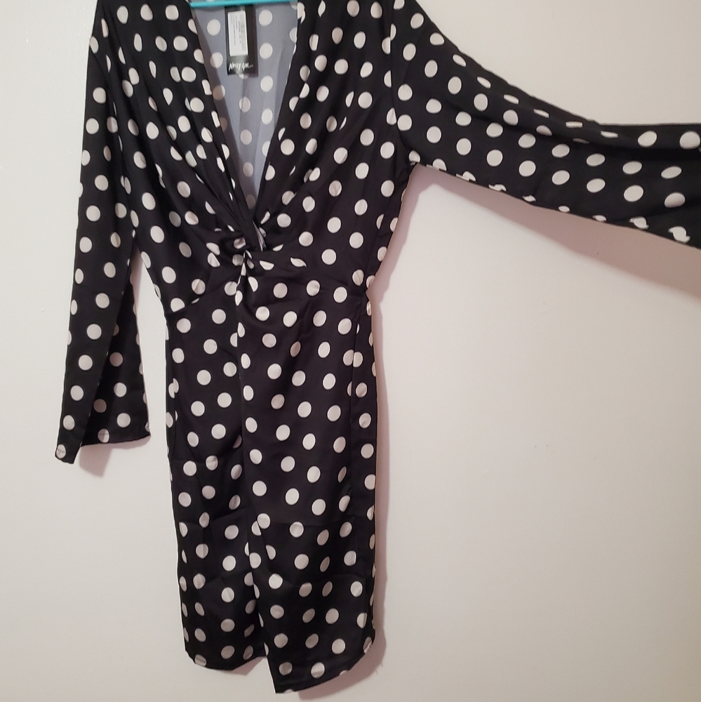 Dress! - Picture 2 of 3